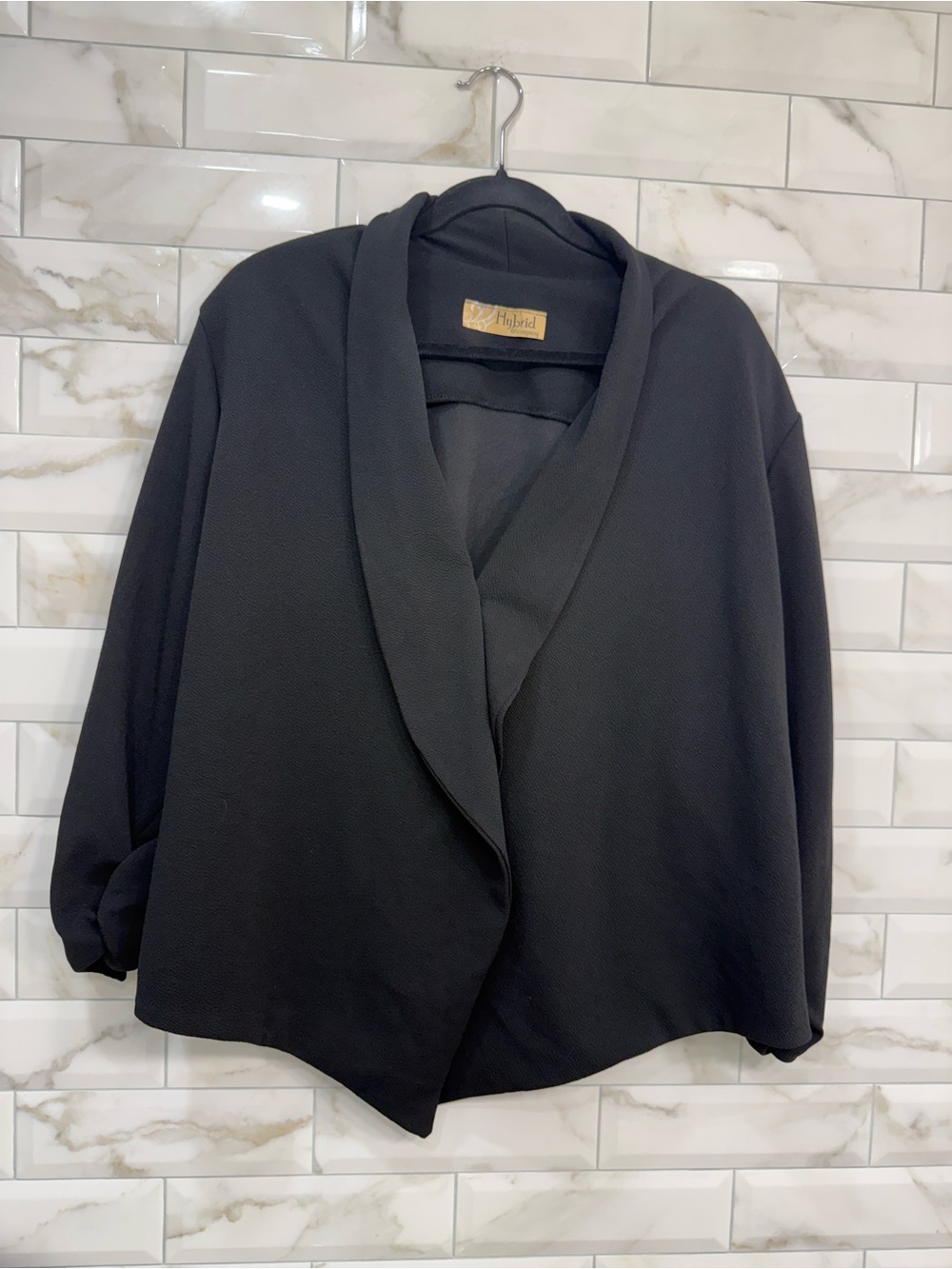 Hybrid & company Black Open-Front Draped Blazer